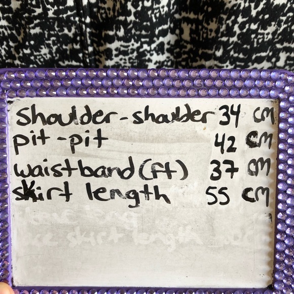 H&M Sheath dress scoop neck keyhole back sleeveles Cut Out C - Picture 9 of 9